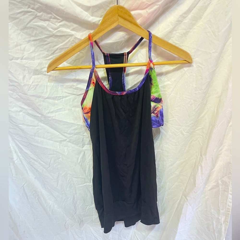 Onzie black and colorful top medium large